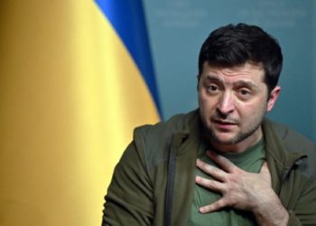 Зеленский-посетовал,-что-гибнут-украинцы,-а-европейцы-и-американцы-нет