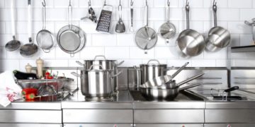 Власти Свердловской области передали кухонный инвентарь для детских садов Макеевки Власти-Свердловской-области-передали-кухонный-инвентарь-для-детских-садов-Макеевки