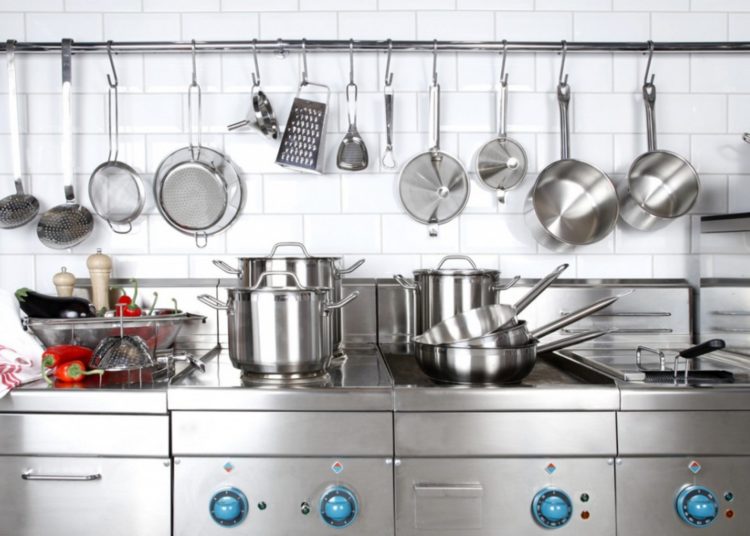 Власти Свердловской области передали кухонный инвентарь для детских садов Макеевки Власти-Свердловской-области-передали-кухонный-инвентарь-для-детских-садов-Макеевки