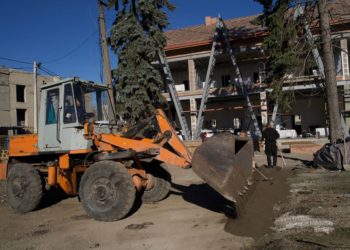 Ямальцы-строят-в-Волновахе-отделение-МФЦ-в-виде-«чумов»