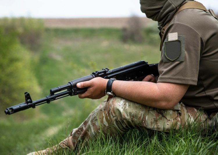 Командира разведбата ВСУ приговорили к 20 годам тюрьмы за убийство жителя Мариуполя Командира-разведбата-ВСУ-приговорили-к-20-годам-тюрьмы-за-убийство-жителя-Мариуполя