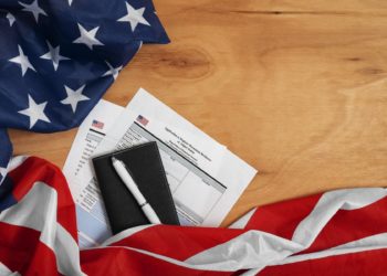 США-выдают-Киеву-кредит,-чтобы-на-эти-деньги-содержать-свой-ВПК-Михальчишин