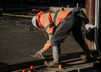 Начат-ремонт-трассы-«Горловка-—-Енакиево»