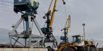 Около-115-тысяч-тонн-грузов-принял-на-себя-порт-в-Мариуполе