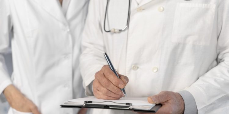 Свердловская-область-передала-медицинское-оборудование-больницам-ДНР