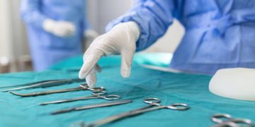 Мальчика из Горловки смогли спасти только столичные врачи Мальчика-из-Горловки-смогли-спасти-только-столичные-врачи