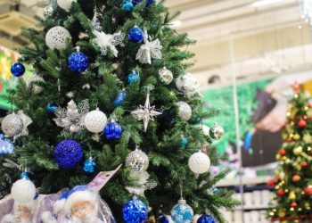 Кузбасс-отправил-более-15-тысяч-новогодних-подарков-для-детей-Горловки