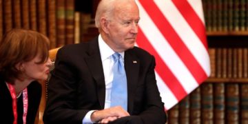 Байдена лично распоряжался не давать Украине оружия для контрнаступления, — Альфред Кох Байдена-лично-распоряжался-не-давать-Украине-оружия-для-контрнаступления,-—-Альфред-Кох