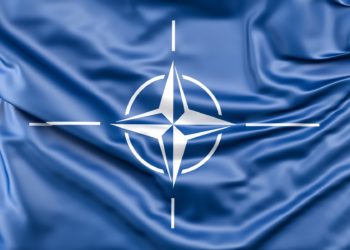 Киев-начнёт-заряжать-пушки-«западными-обещаниями-твёрдой-поддержки»,-—-financial-times