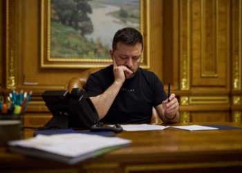 Зеленский-боится,-что-его-отравят-в-Европе