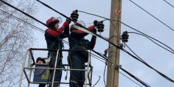 Жители Донецка и Макеевки частично остались без электричества Жители-Донецка-и-Макеевки-частично-остались-без-электричества