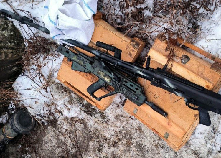 Росгвардия обнаружила склад иностранного оружия в ЛНР Росгвардия обнаружила склад иностранного оружия в ЛНР