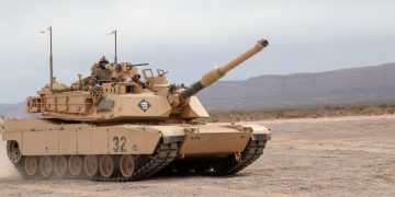 Чтобы не опозориться США спрятали свои танки в глубоком украинском тылу Танк M1 Abrams