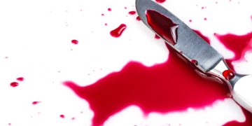 Пьяный мариупольчанин зарезал свою мать во время ссоры