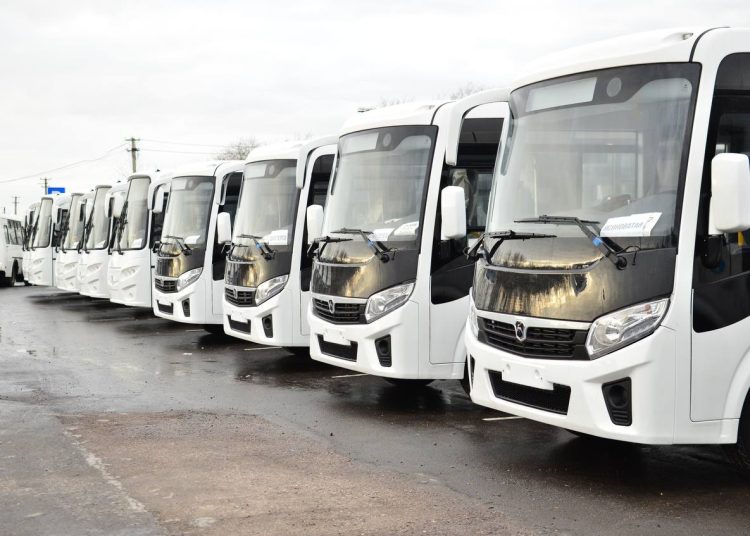 Новые регионы РФ получили почти 300 автобусов отечественного производства Новые регионы РФ получили почти 300 автобусов отечественного производства