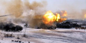 Российские войска продвигаются к Часов Яру с севера и юга Российские войска продвигаются к Часов Яру с севера и юга