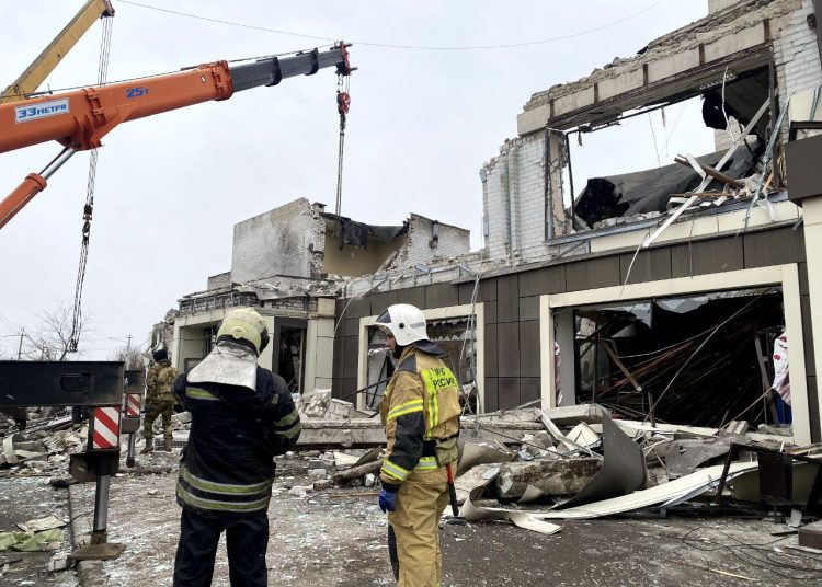 Очевидец рассказал об обстреле пекарни в Лисичанске