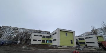 Петербург завершает реконструкцию Территориального центра обслуживания в Мариуполе