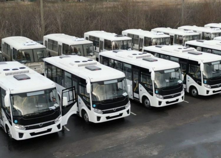 Очередная партия автобусов из России прибыла в столицу ДНР Очередная партия автобусов из России прибыла в столицу ДНР
