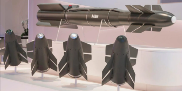 В зоне СВО впервые сбита авиабомба Hummer В зоне СВО впервые сбита авиабомба Hummer