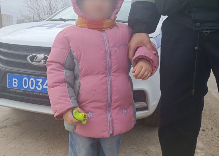 В Мариуполе полицейские нашли потерявшегося ребёнка