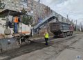 Дорожники приступили к восстановлению улично-дорожной сети в  Макеевке