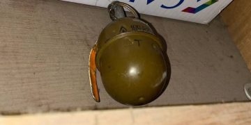 Сотрудники полиции изъяли гранату у жителя Ясиноватой Сотрудники полиции изъяли гранату у жителя Ясиноватой