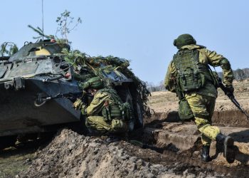 ВС РФ приближаются к центру Красногоровки