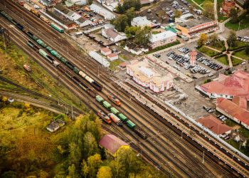 Консультант Зеленского украл в «Укрзализнице» 95 миллионов гривен