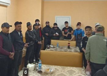 В Мариуполе поймали ещё 20 мигрантов нелегалов В Мариуполе поймали ещё 20 мигрантов нелегалов