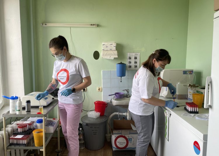 В Шахтерске можно бесплатно пролечиться у сахалинских врачей В Шахтерске можно бесплатно пролечиться у сахалинских врачей