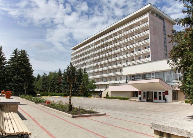 Жители ДНР могут подать заявление на санаторно-курортное лечение Санаторий