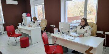 В Еленовке открылся отремонтированный МФЦ В Еленовке открылся отремонтированный МФЦ