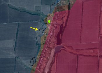 Военкор Руденко показал кадры водружения Знамени в Семеновке