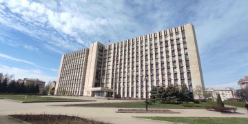 Правительство ДНР вводит реестры для экономического возрождения региона Правительство ДНР вводит реестры для экономического возрождения региона