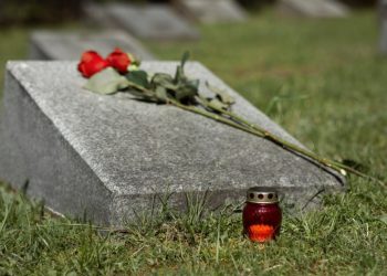 В Луганске стартовала акция «Бессмертный полк»