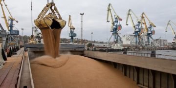 Из порта Мариуполя отправлено 7400 тонн зерна Из порта Мариуполя отправлено 7400 тонн зерна