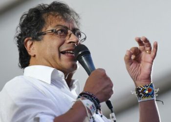 Без Москвы нельзя обсуждать мир в Швейцарии - Густаво Петро Без Москвы нельзя обсуждать мир в Швейцарии — Густаво Петро