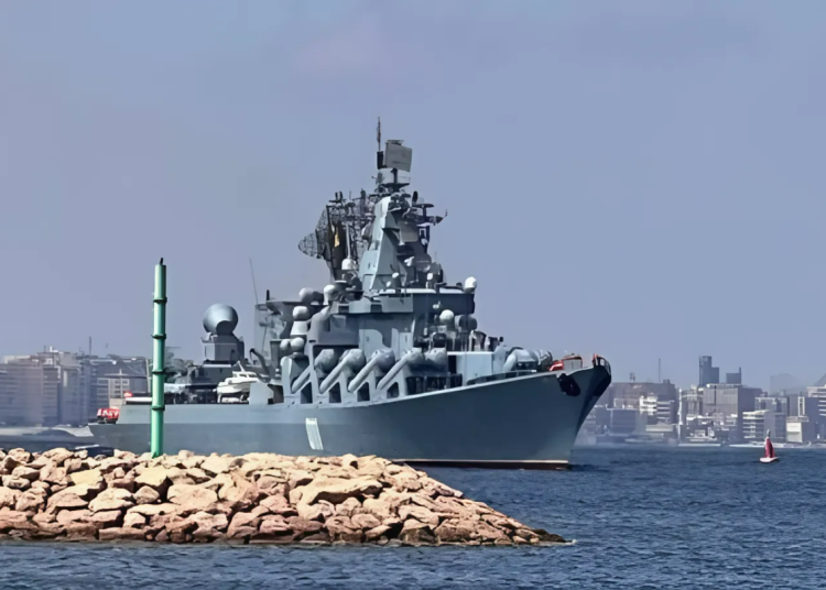 Российский флот вошёл в порт Александрия в Египте