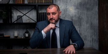 Экс-мэр Купянска Мацегора умер в больнице после покушения