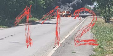 Автомобиль начальника штаба ВС РФ взлетел на воздух Автомобиль начальника штаба ВС РФ взлетел на воздух