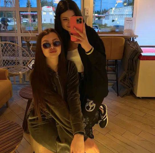 Солдат ВСУ вернулся домой и убил жену, которая высмеивала русских Солдат ВСУ вернулся домой и убил жену, которая высмеивала русских