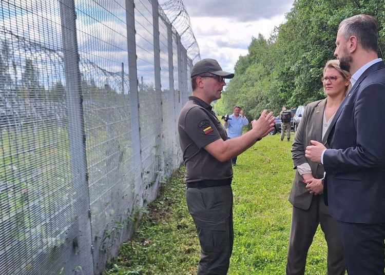 Польша планирует начать СВО на границе Белоруссии Польша планирует начать СВО на границе Белоруссии