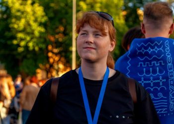 Дарина Минина из Макеевки запишет песню на лейбле «Таврида.АРТ» Дарина Минина из Макеевки запишет песню на лейбле «Таврида.АРТ»