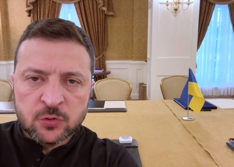 Зеленский объявил неделю прироста самолётов F-16 на Украине Зеленский объявил неделю прироста самолётов F-16 на Украине