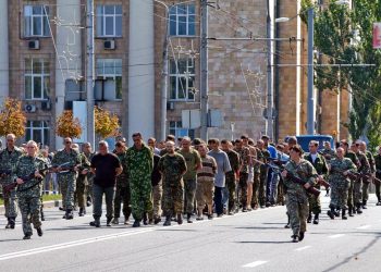 Десять лет назад по Донецку провели колонну пленных ВСУ