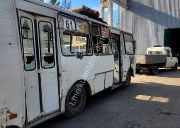 ВСУ обстреляли автобус в Донецке: погибла беременная женщина, 10 человек ранены ВСУ обстреляли автобус в Донецке: погибла беременная женщина, 10 человек ранены