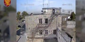 В Курской области идут ожесточенные бои за женскую колонию