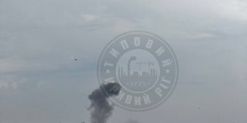 В Кривом Роге ракетный удар попал в кадр "Телемарафона" В Кривом Роге ракетный удар попал в кадр «Телемарафона»