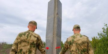 К празднику бойцы СВО восстановили мемориалы Великой Отечественной в ДНР